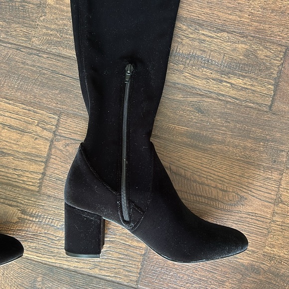NWT INC International Concepts Rikkie2 Over the Knee Velvet Textured Boots - Picture 5 of 10